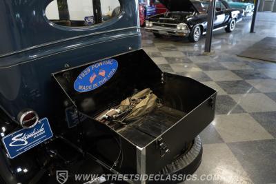 1929 Pontiac Sedan
