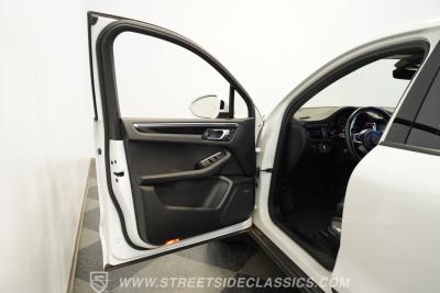 2019 Porsche Macan AWD