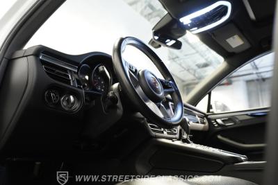 2019 Porsche Macan AWD