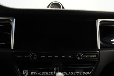2019 Porsche Macan AWD
