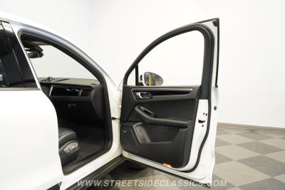 2019 Porsche Macan AWD