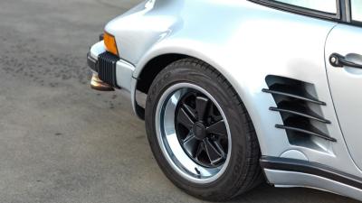 1989 Porsche 911 Turbo LE