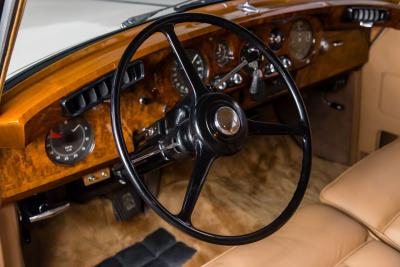1961 Rolls - Royce Silver Cloud