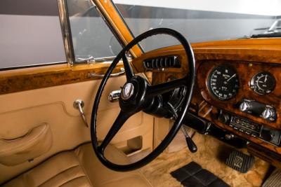 1961 Rolls - Royce Silver Cloud