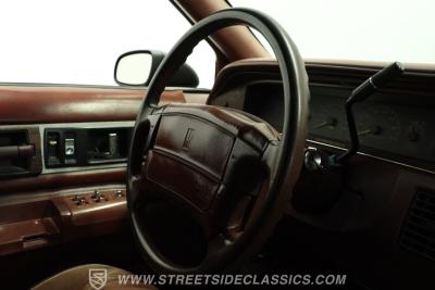1992 Oldsmobile Custom Cruiser