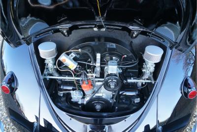 1955 Volkswagen Beetle Oval-Window &ldquo;Restored to its original purity&rdquo;