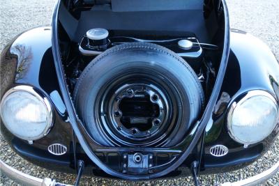1955 Volkswagen Beetle Oval-Window &ldquo;Restored to its original purity&rdquo;