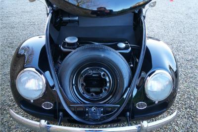 1955 Volkswagen Beetle Oval-Window &ldquo;Restored to its original purity&rdquo;