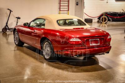 2000 Jaguar XK-Series