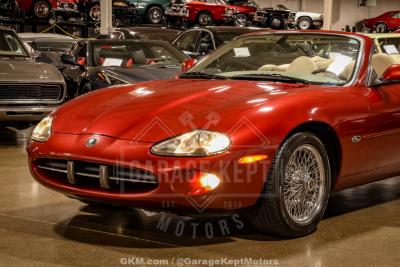 2000 Jaguar XK-Series