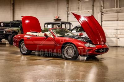 2000 Jaguar XK-Series