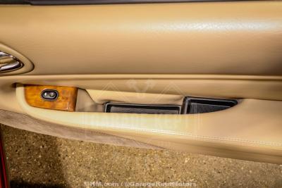 2000 Jaguar XK-Series