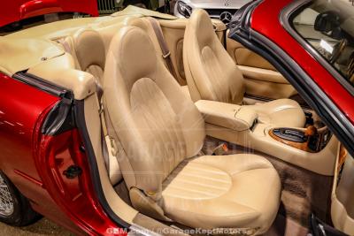 2000 Jaguar XK-Series