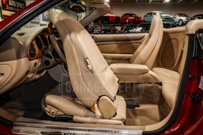 2000 Jaguar XK-Series