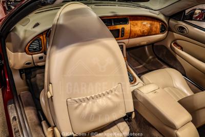 2000 Jaguar XK-Series