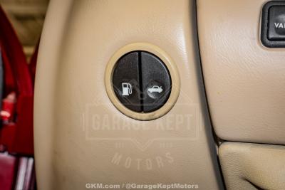2000 Jaguar XK-Series