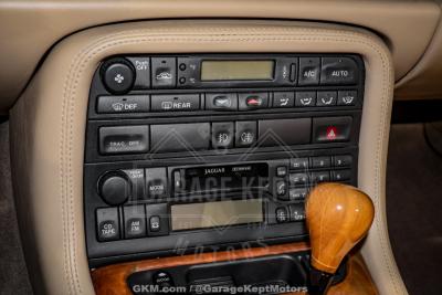 2000 Jaguar XK-Series