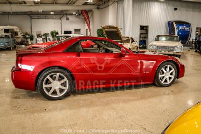 2005 Cadillac XLR