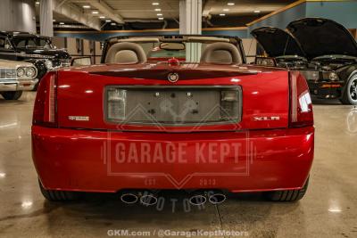 2005 Cadillac XLR