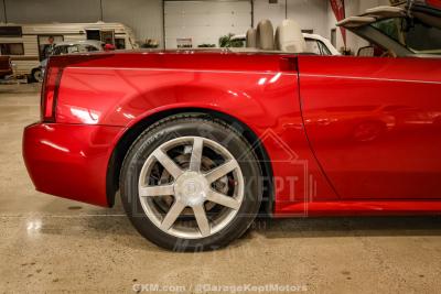 2005 Cadillac XLR