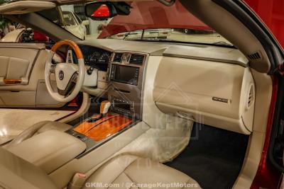 2005 Cadillac XLR