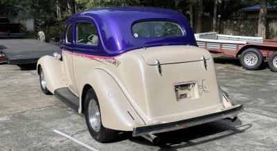 1935 Ford 48