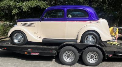 1935 Ford 48