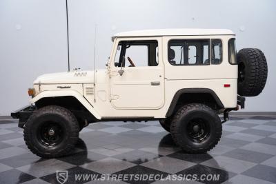 1978 Toyota Land Cruiser FJ40 Restomod