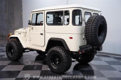 1978 Toyota Land Cruiser FJ40 Restomod