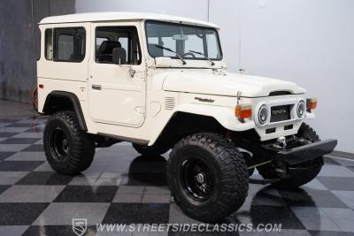 1978 Toyota Land Cruiser FJ40 Restomod
