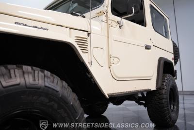 1978 Toyota Land Cruiser FJ40 Restomod