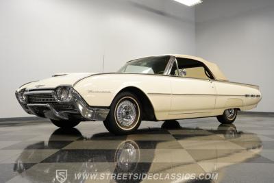 1962 Ford Thunderbird Convertible
