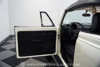 1975 Volkswagen Super Beetle Convertible