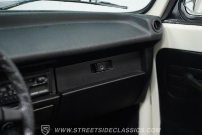 1975 Volkswagen Super Beetle Convertible