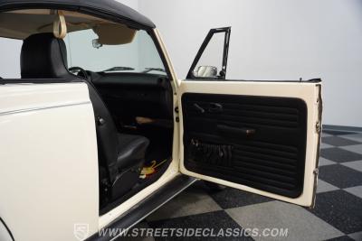 1975 Volkswagen Super Beetle Convertible