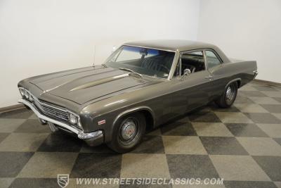 1966 Chevrolet Biscayne 502 Restomod
