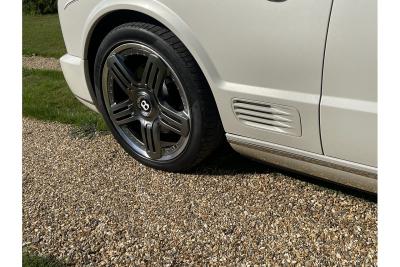 2010 Bentley AZURE T