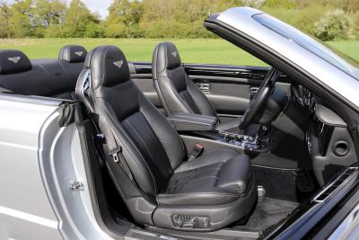 2006 Bentley AZURE