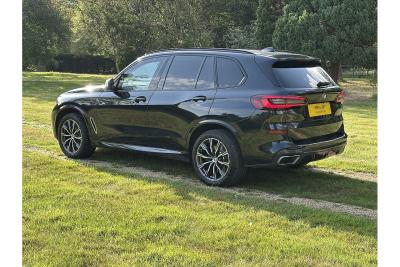2024 BMW X5 M50i V8