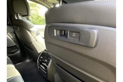 2024 BMW X5 M50i V8