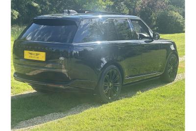 2022 Land Rover Range Rover D350 MHEV First Edition