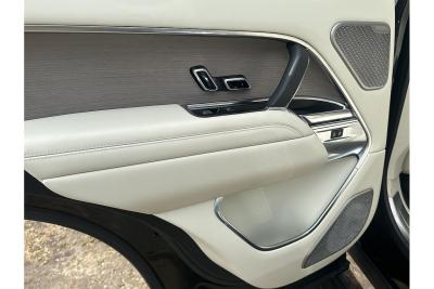 2022 Land Rover Range Rover D350 MHEV First Edition