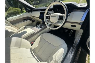 2022 Land Rover Range Rover D350 MHEV First Edition