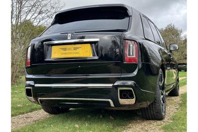 2022 Rolls - Royce Cullinan V12