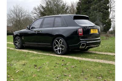 2022 Rolls - Royce Cullinan V12