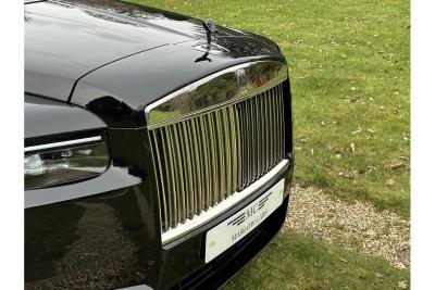 2022 Rolls - Royce Cullinan V12