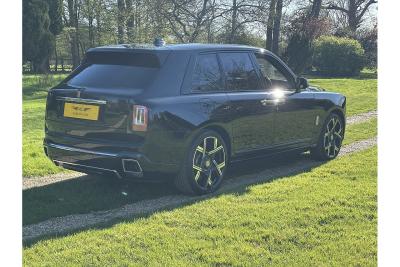 2022 Rolls - Royce Cullinan V12