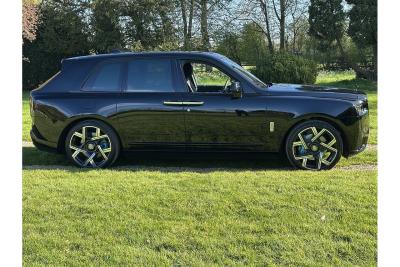 2022 Rolls - Royce Cullinan V12
