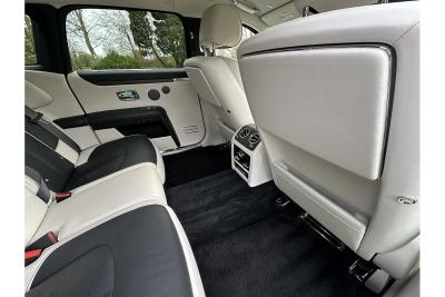 Rolls - Royce Ghost EWB V12