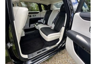 Rolls - Royce Ghost EWB V12